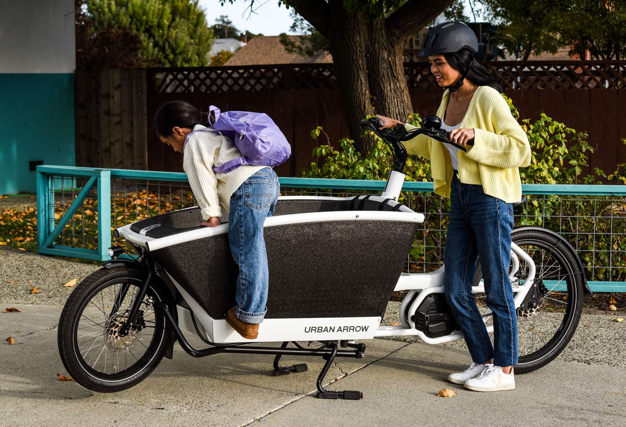 Urban Arrow Bike Urban Arrow Family Cargo Line EBike